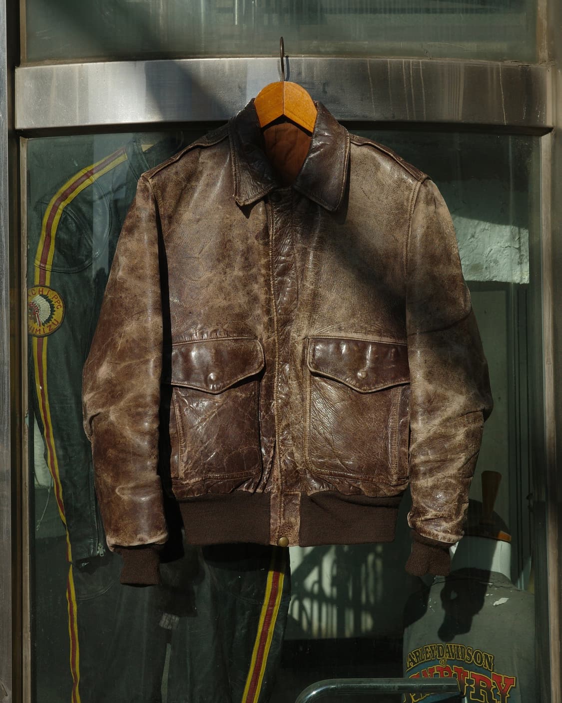 빈티지 디스트레스드 하드 파티나 a-2 레더 자켓 상품이미지1