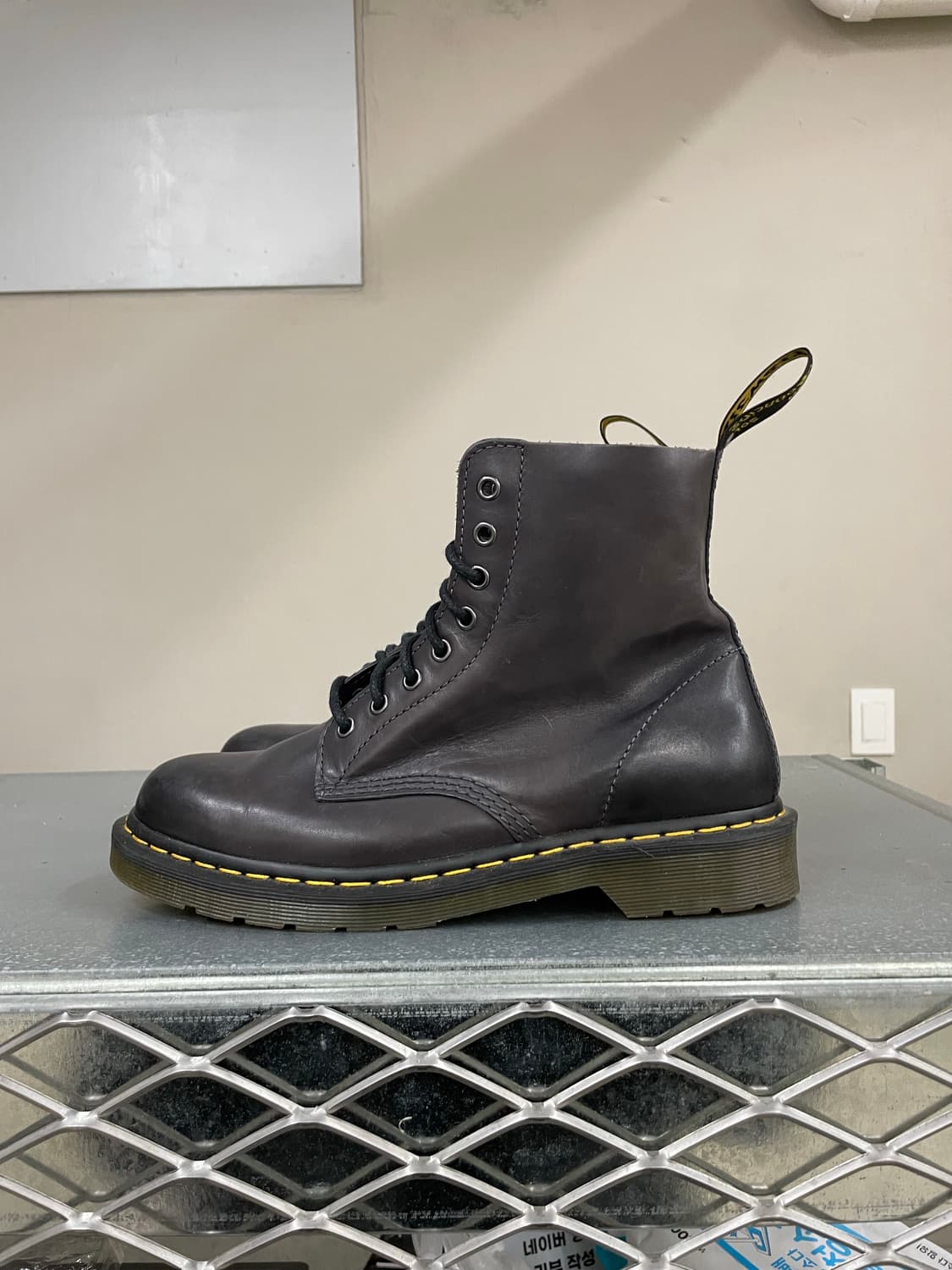 닥터마틴 1460 UK9 (gr-4001) 상품이미지1