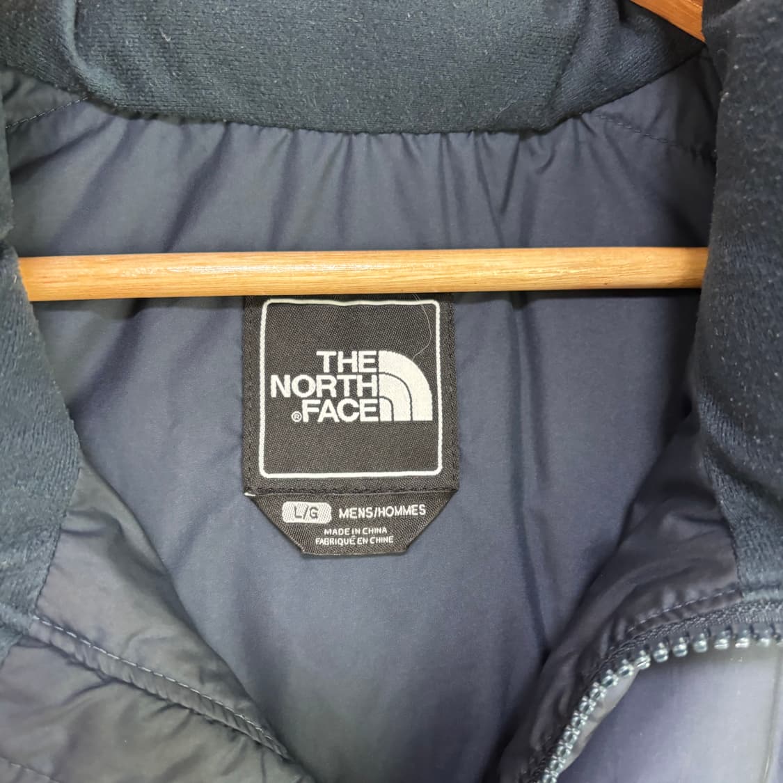 노스페이스 700 눕시 구스다운 패딩조끼 네이비 마룬 상품이미지3