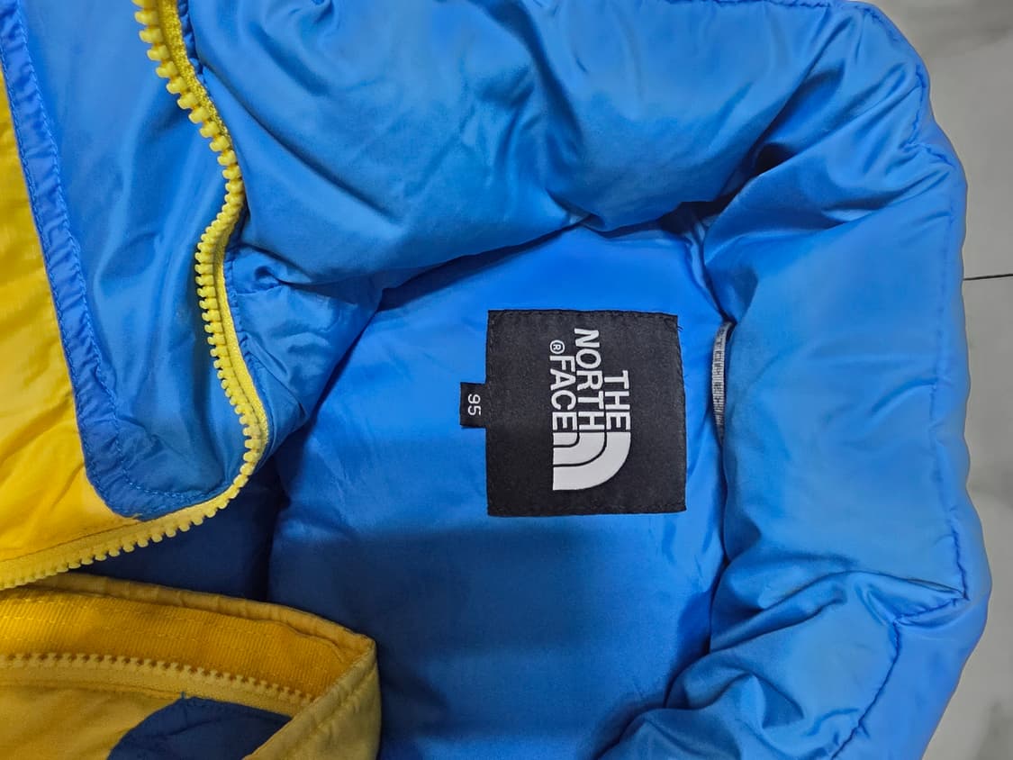 노스페이스 700 다운 베스트입니다.
 상품이미지3