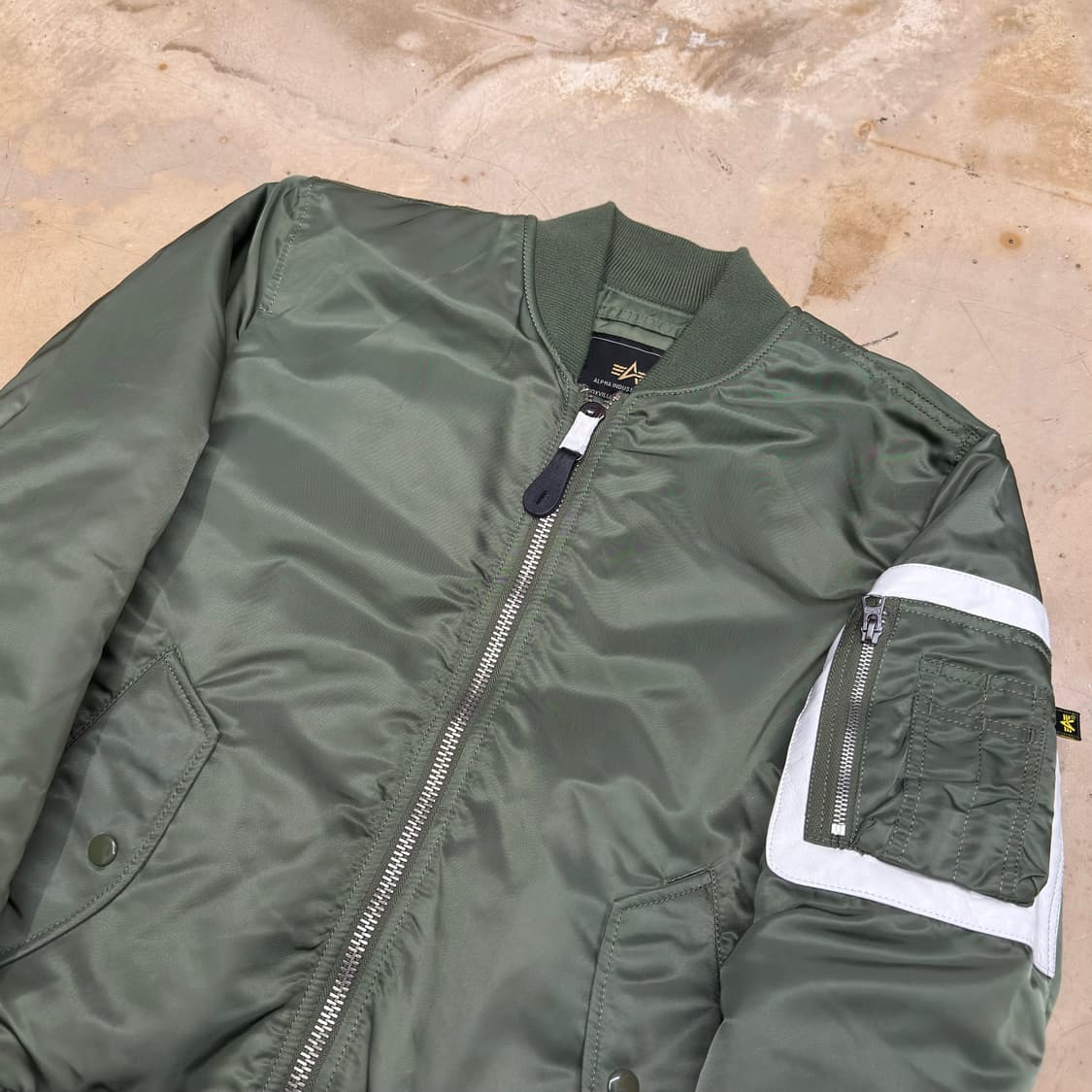 S 알파인더스트리 X 무신사 카키 ma-1 항공 자켓 상품이미지1