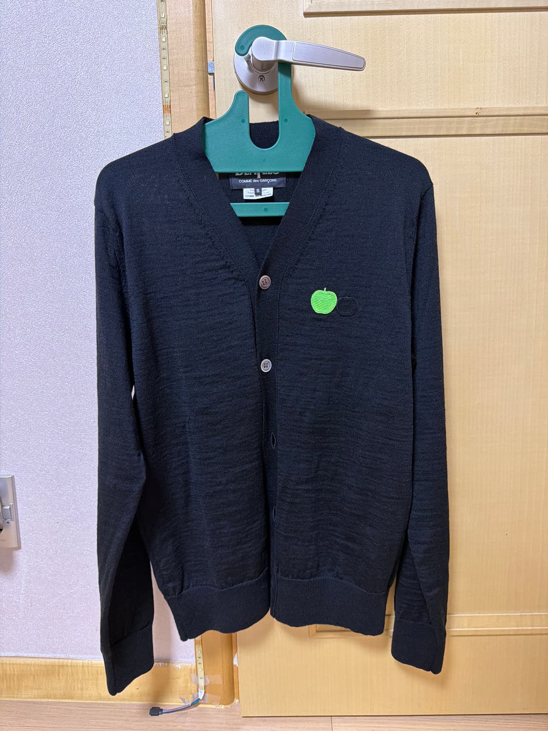 꼼데가르송 x 비틀즈 가디건 검정 새상품 s사이즈 상품이미지1