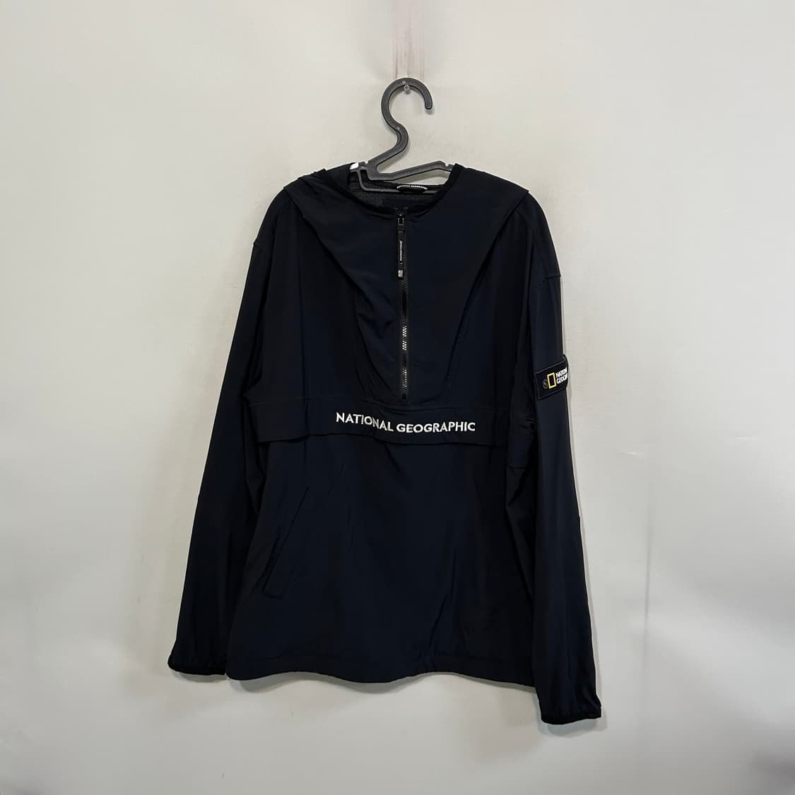 내셔널지오그래픽 남성 바람막이 아노락 105 블랙 상품이미지1