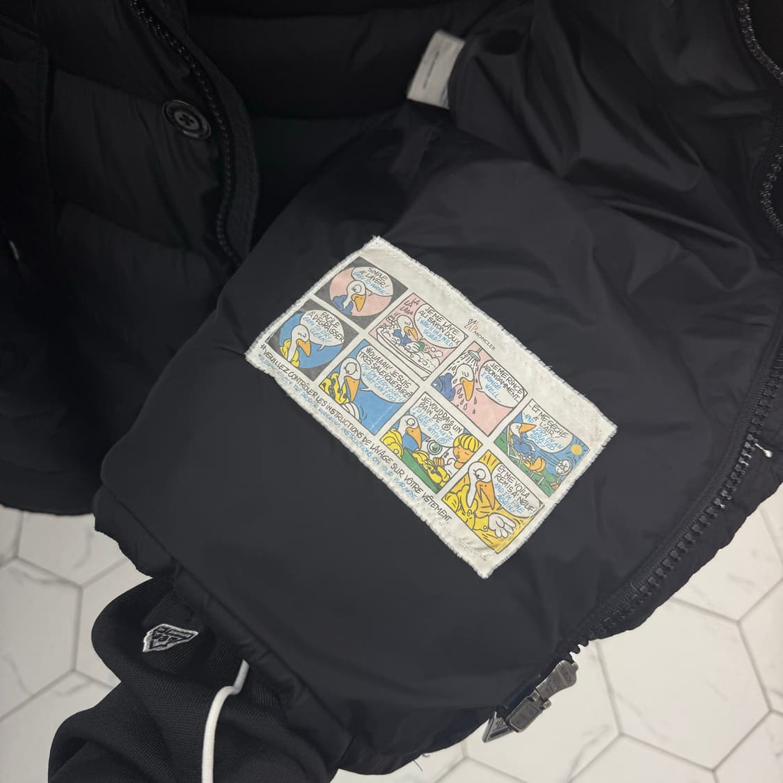 [백화점판/1] 몽클레어 클루니 패딩 블랙 상품이미지5