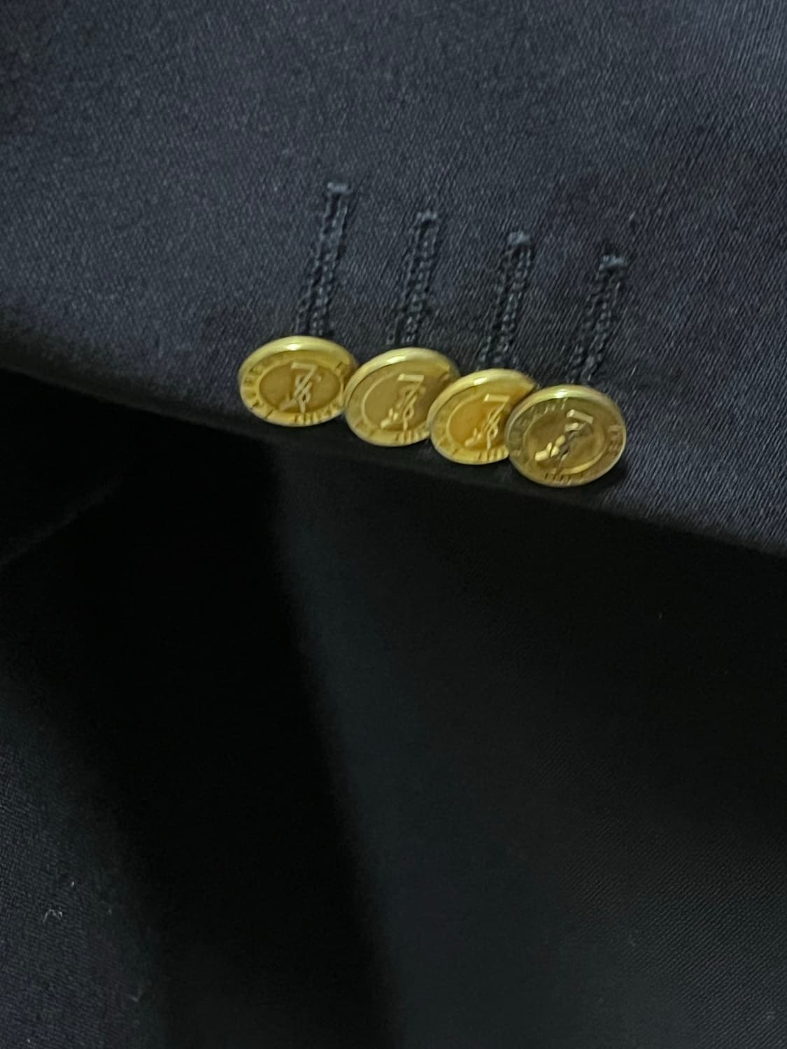 입생로랑 금장 블레이저 상품이미지6