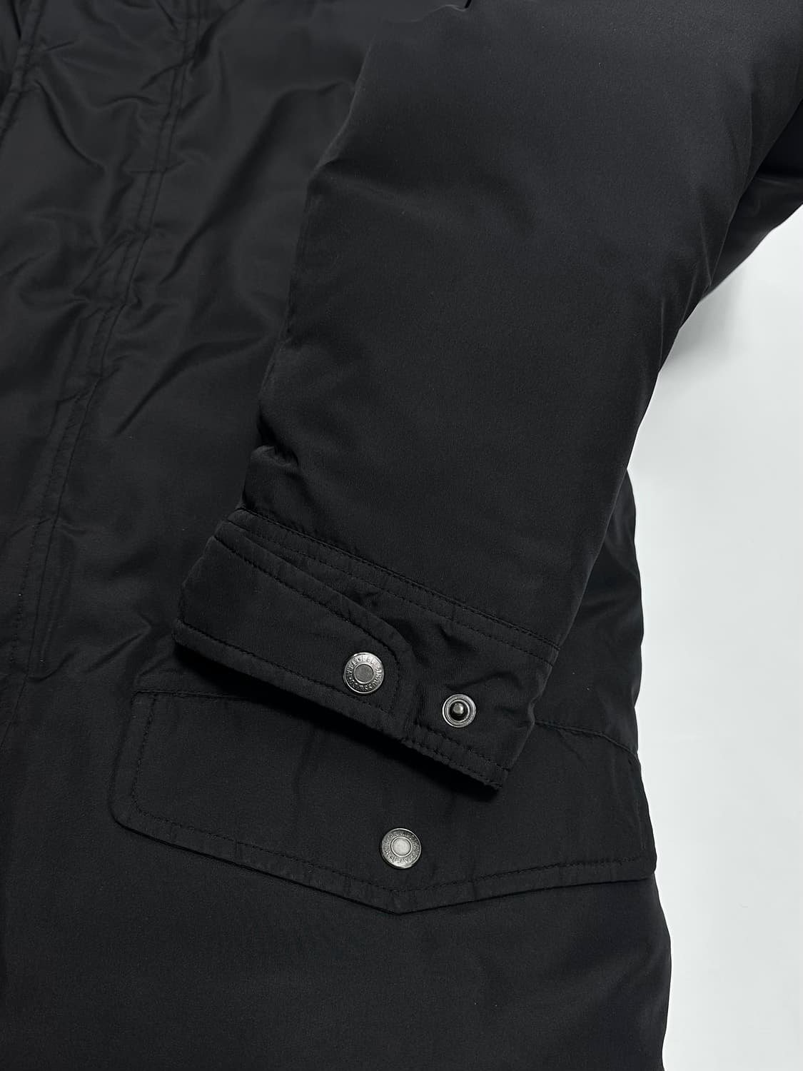 리바이스 포켓 후드 덕다운 패딩 상품이미지4