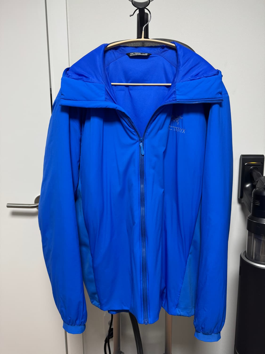 아크테릭스 아톰 LT 후디 플루이디티 L 팝니다. 상품이미지1