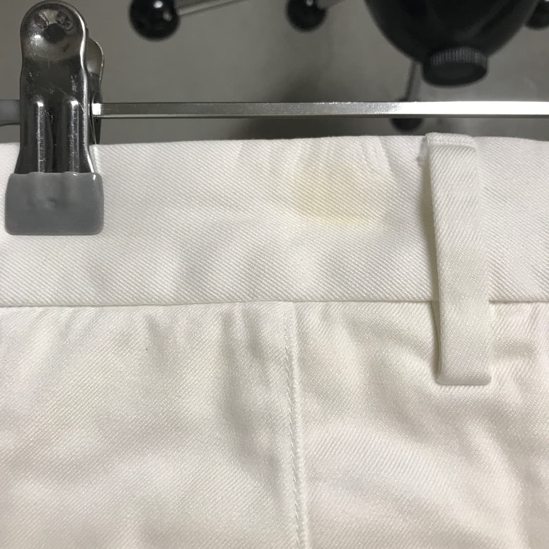 폴로 랄프로렌 멀티 자수 화이트 치노 팬츠 6(W) 상품이미지5