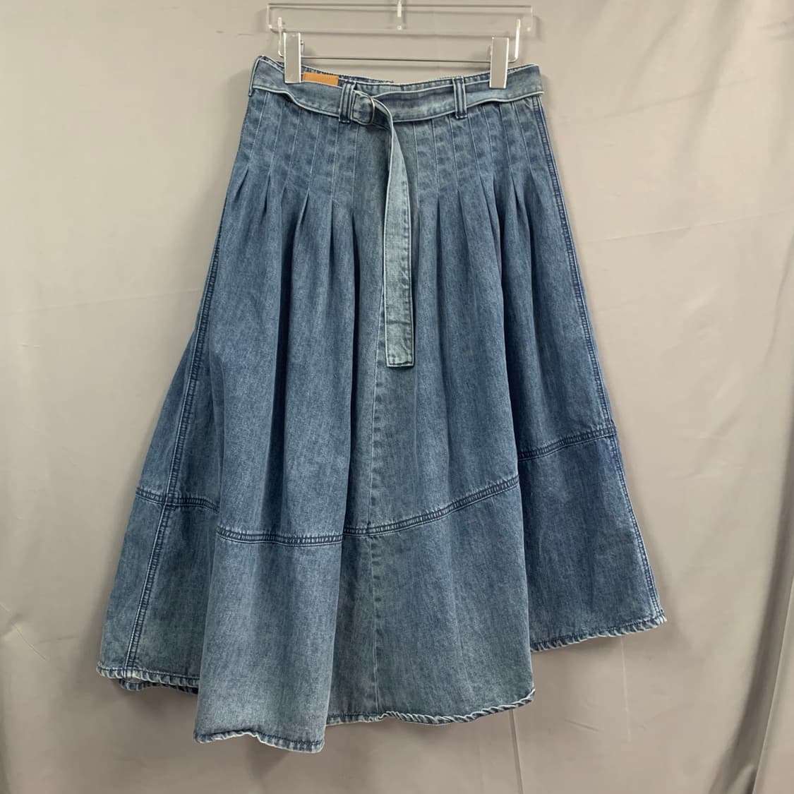 27인치 ZOOC 주크 벨티드 플리츠 플레어 데님 롱 스커트 청치마 상품이미지1