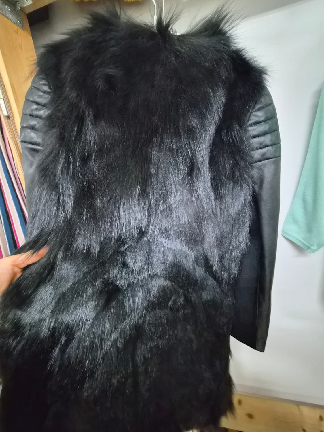 보브 양가죽 배색 폭스퍼 하프코트 상품이미지9