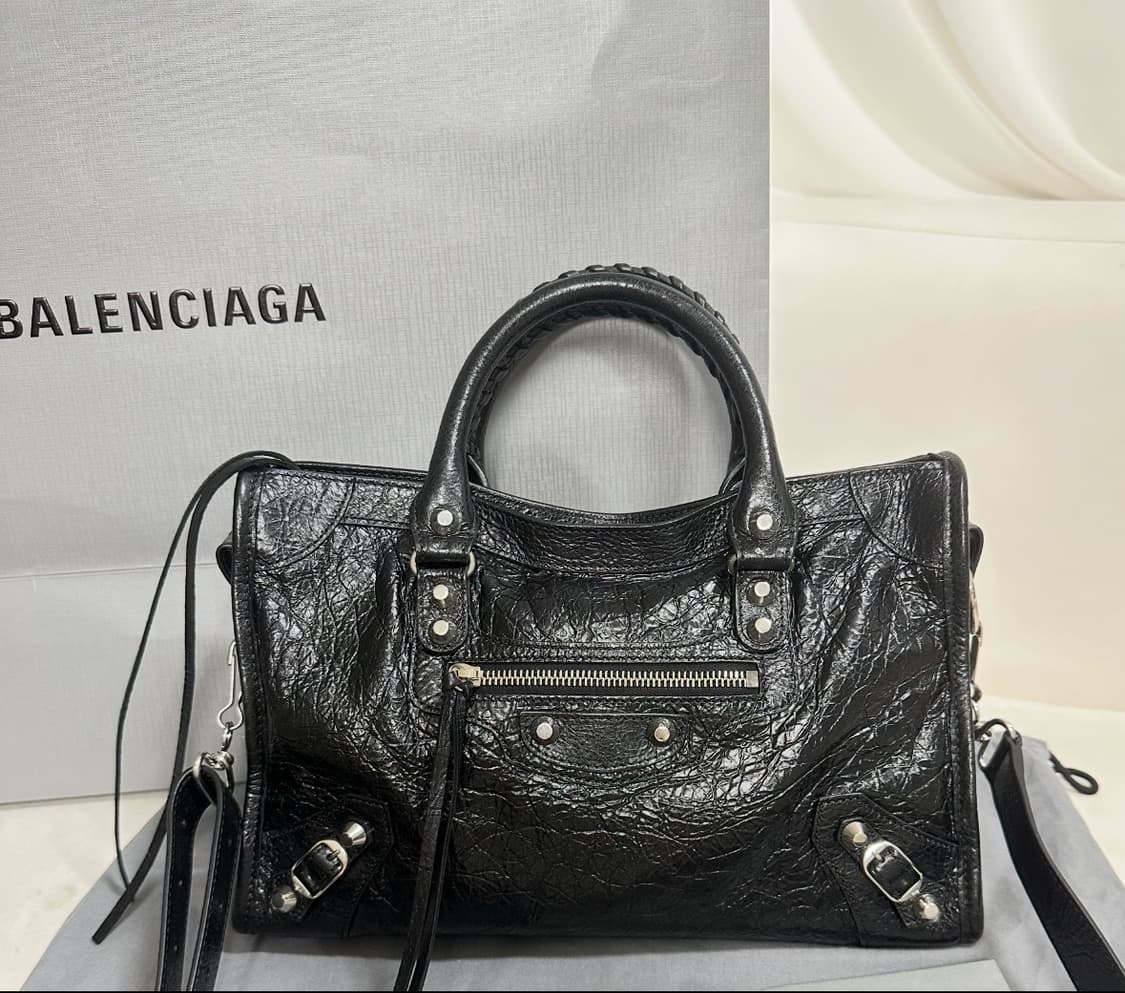 [새상품급 정품] 발렌시아가 르 시티 모터백 스몰 상품이미지2