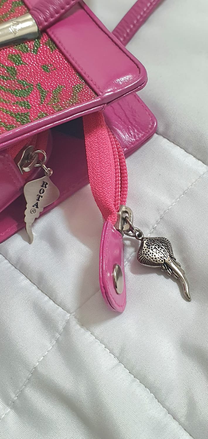 로타(Rota) 가오리가죽 AUGUST 핑크 탑핸들 토트백 상품이미지3