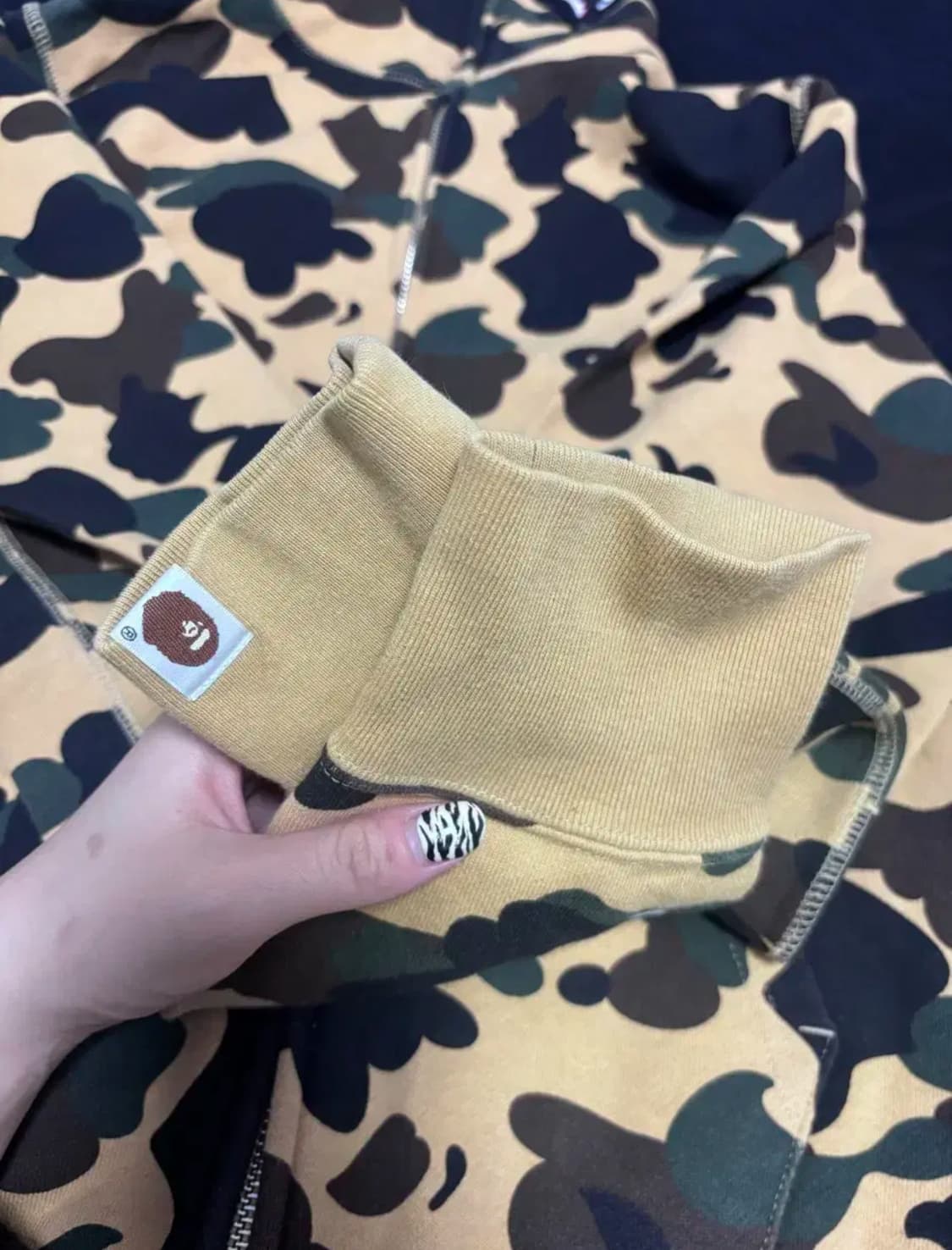 베이프 황계 퍼스트 카모 후드집업 s 상품이미지3