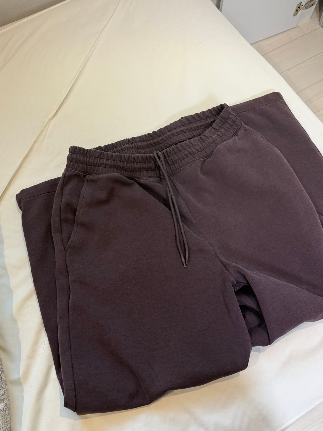 유니클로 C 스웨트와이드팬츠 다크브라운 L 상품이미지1