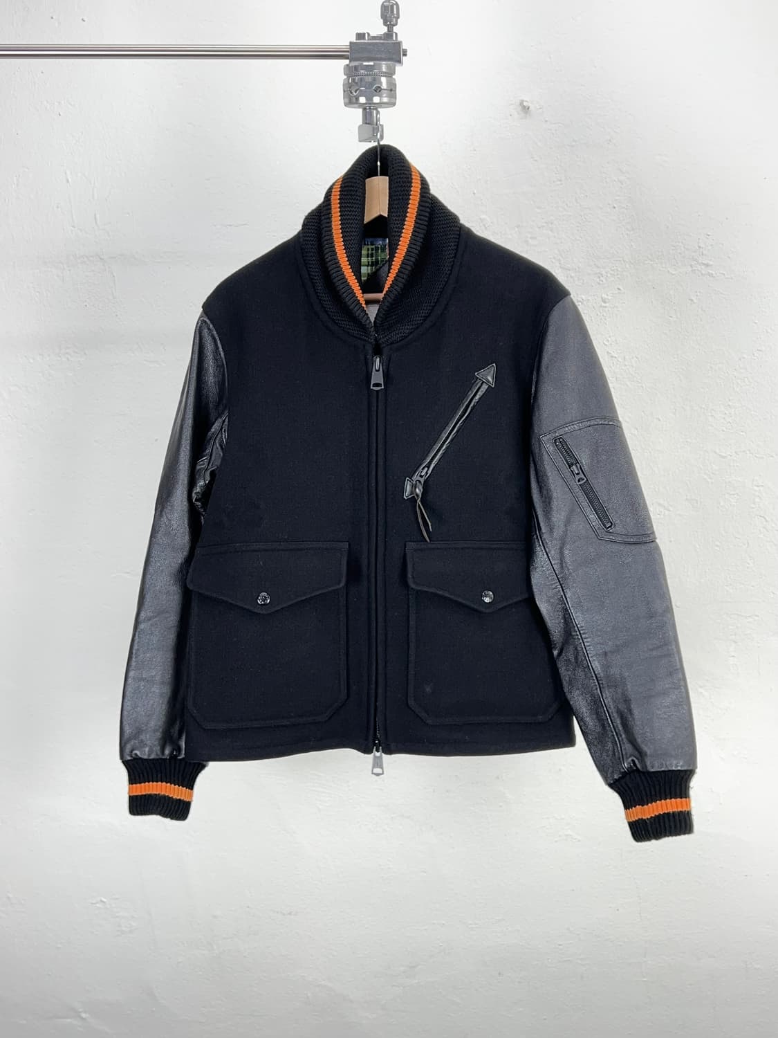 나나미카 12F/W 블랙 라이닝 패치워크 스타디움 자켓 상품이미지1