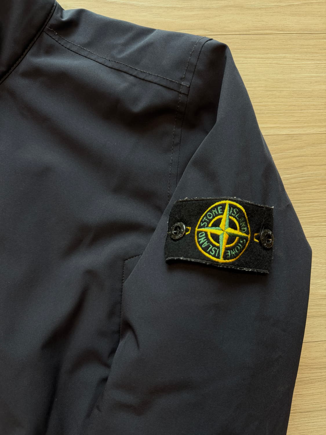 스톤아일랜드 프리마로프트 바람막이 상품이미지1