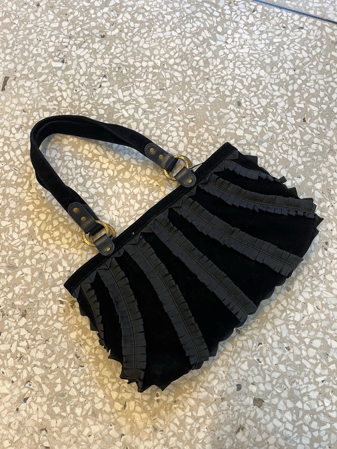 Hiroko Bis Pleated Suede Shoulder Bag 상품이미지1