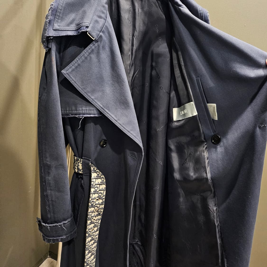 국내3피스)디올 오블리크 벨티드 디스트로이트 오버 코트 상품이미지4