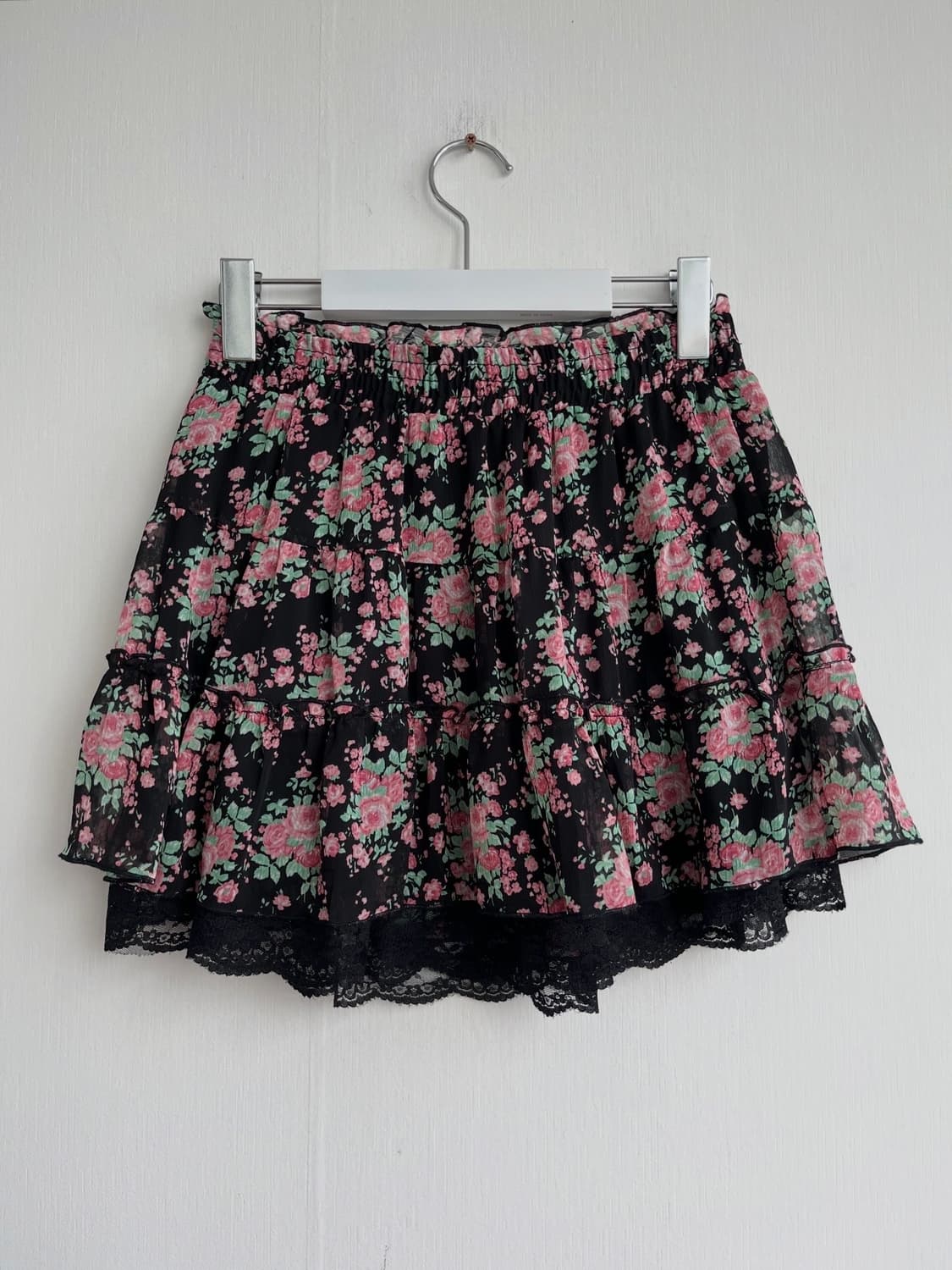 *SALE) 블랙 로즈 플라워 프릴 스커트 상품이미지1