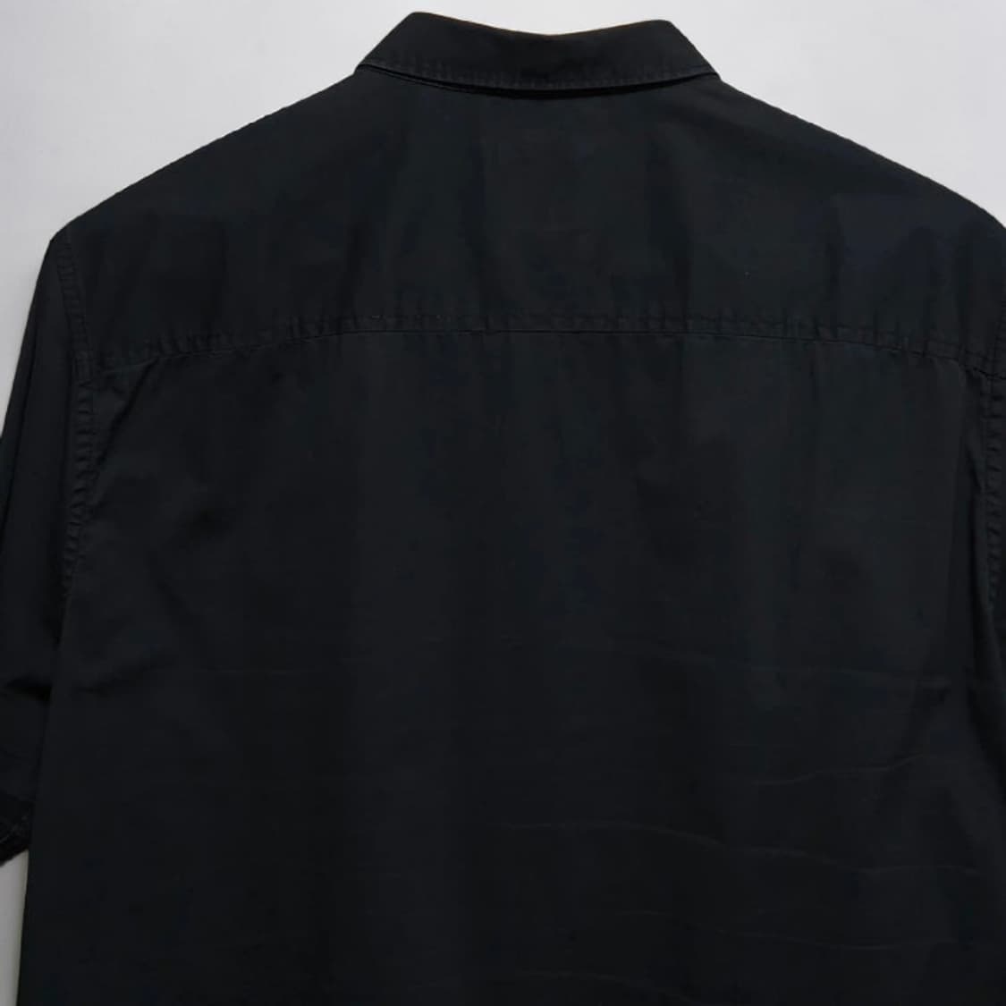 100 ARMANI 아르마니 익스체인지 워시드 반팔 셔츠 상품이미지5