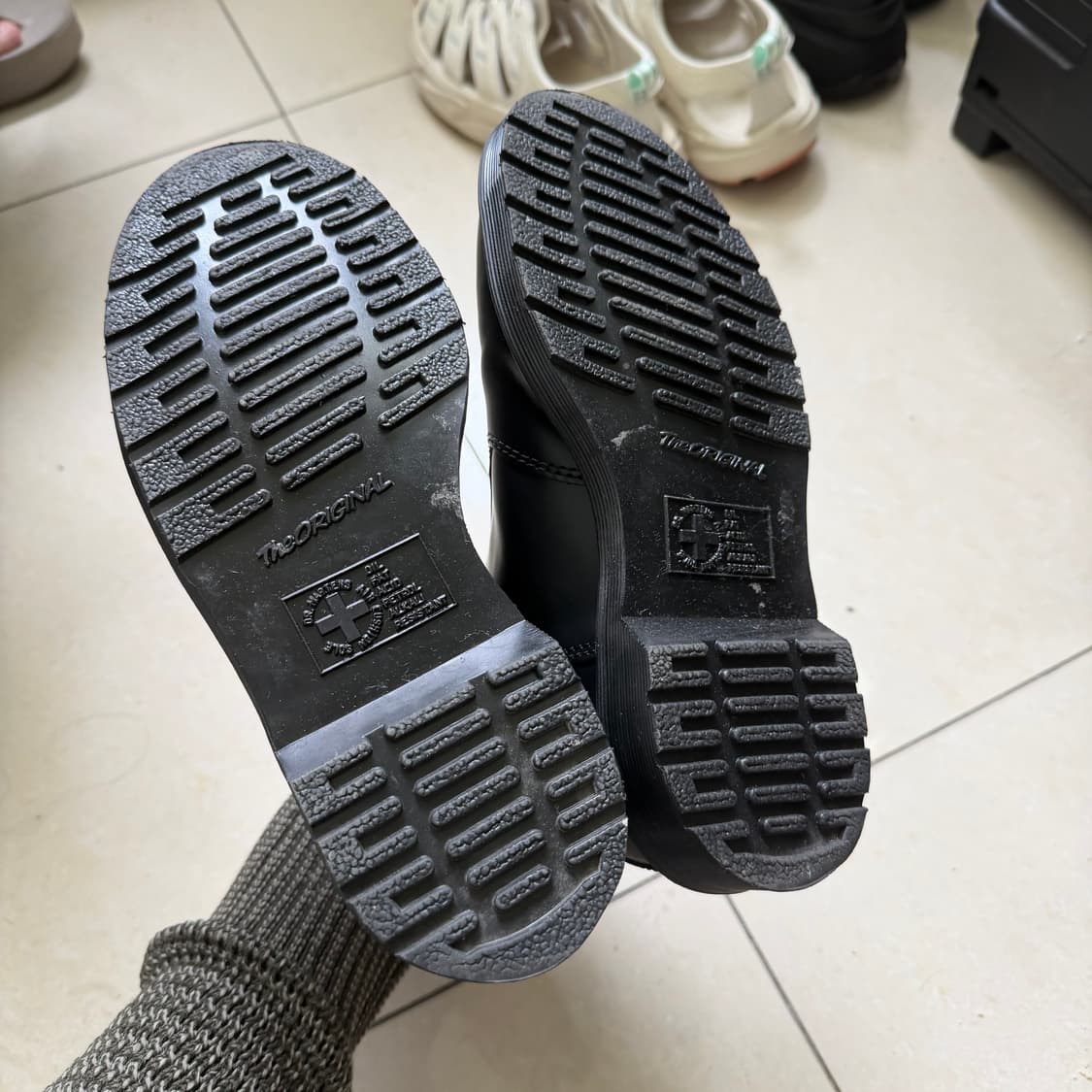 닥터마틴 2976 모노 블랙 상품이미지5