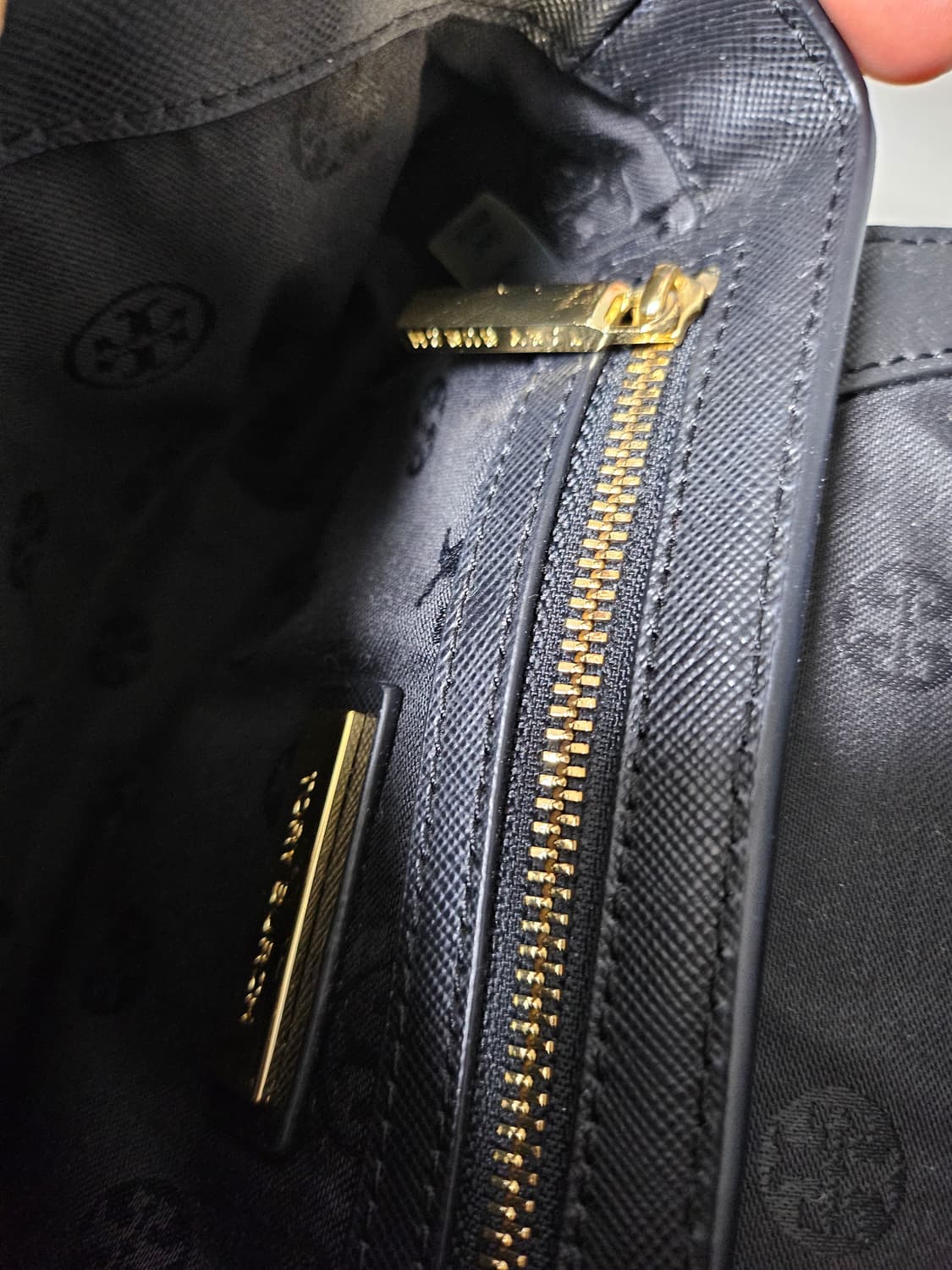 토리버치 로빈슨 금장 미니 크로스백 상품이미지5