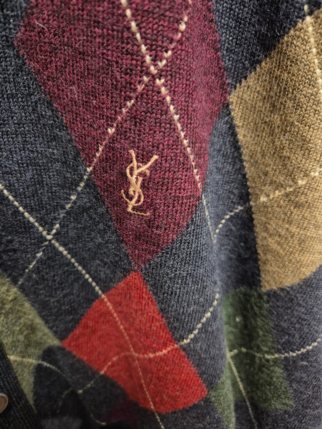 입생로랑 아가일 가디건 상품이미지3