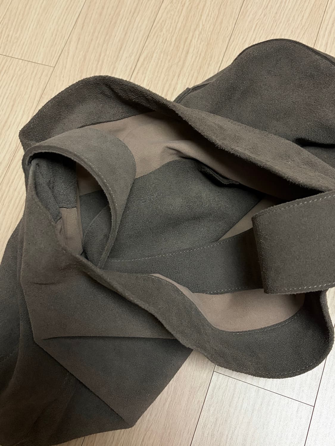 에토스 스웨이드 빅백 상품이미지1