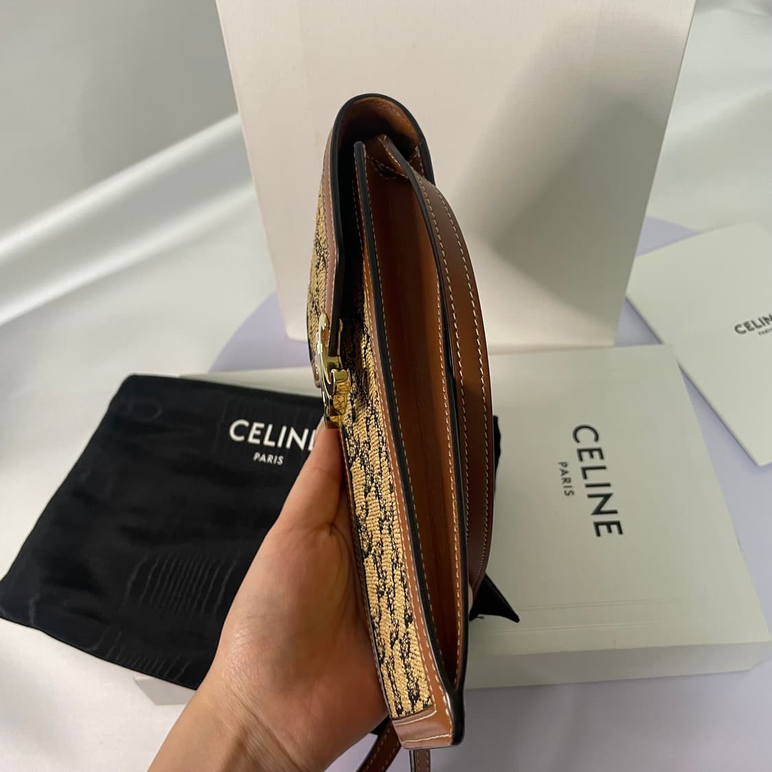 [S급] 셀린느 트리오페 버티컬 폰 파우치 미니 크로스백 상품이미지5