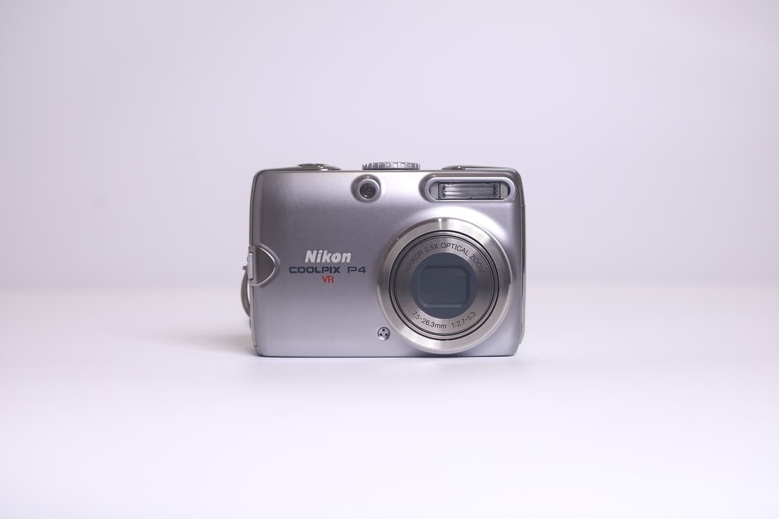 니콘 쿨픽스 P4 박스셋 상품이미지2
