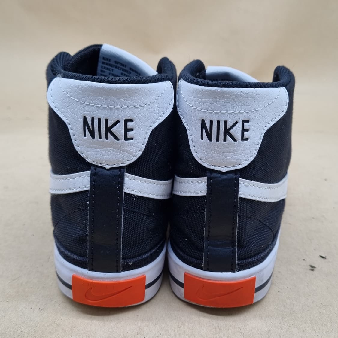 나이키 코트레거시  여성미드 235 상품이미지4