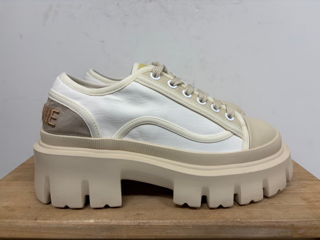 슈콤마보니 여성 스니커즈 235 상품이미지1