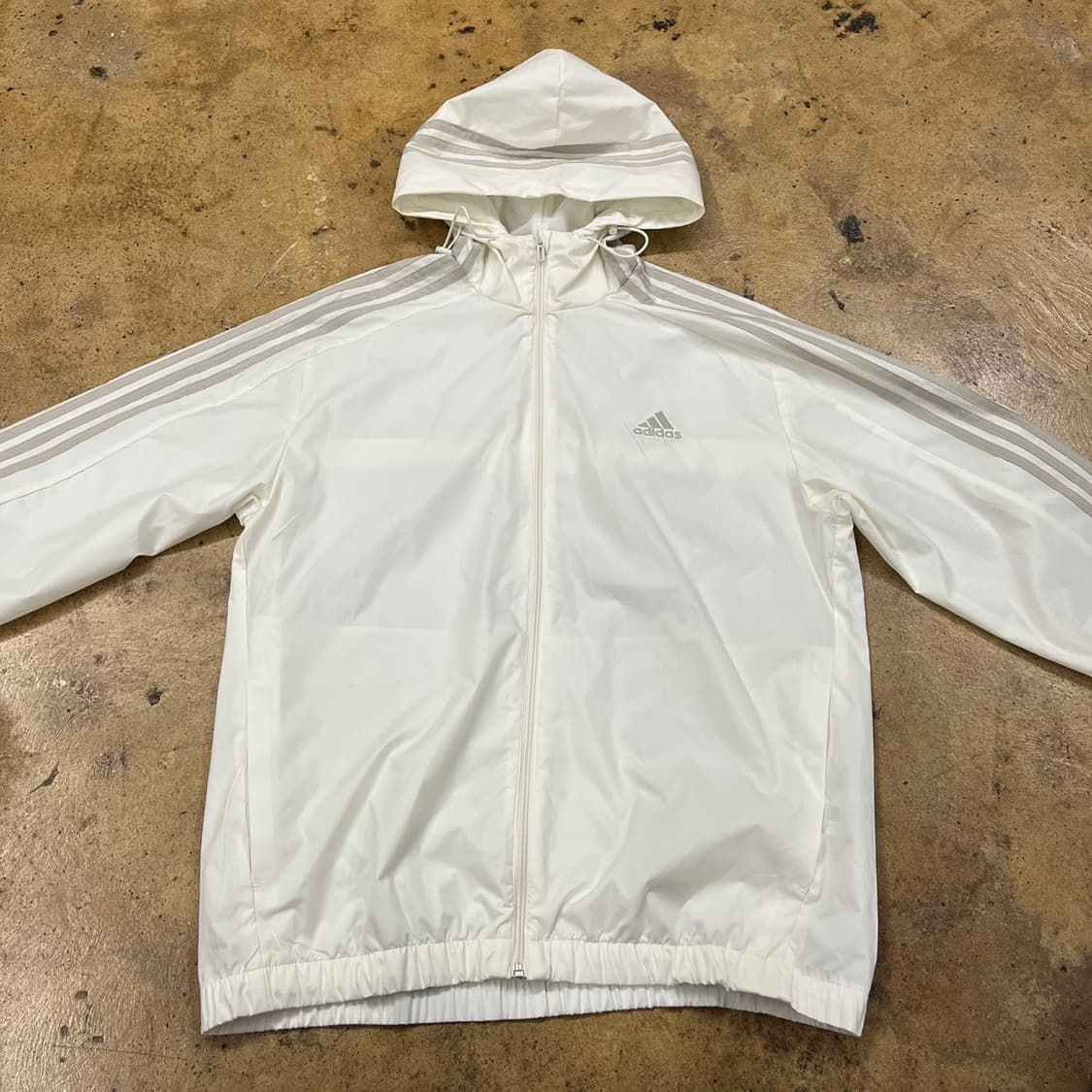 아디다스 화이트 바람막이  상품이미지3