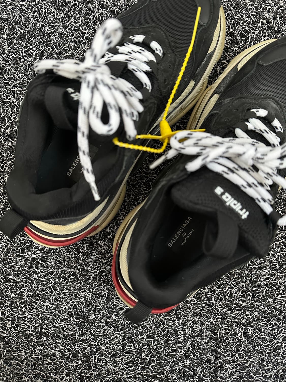 발렌시아가 트리플 S 블랙 스니커즈 40 (250) 상품이미지5