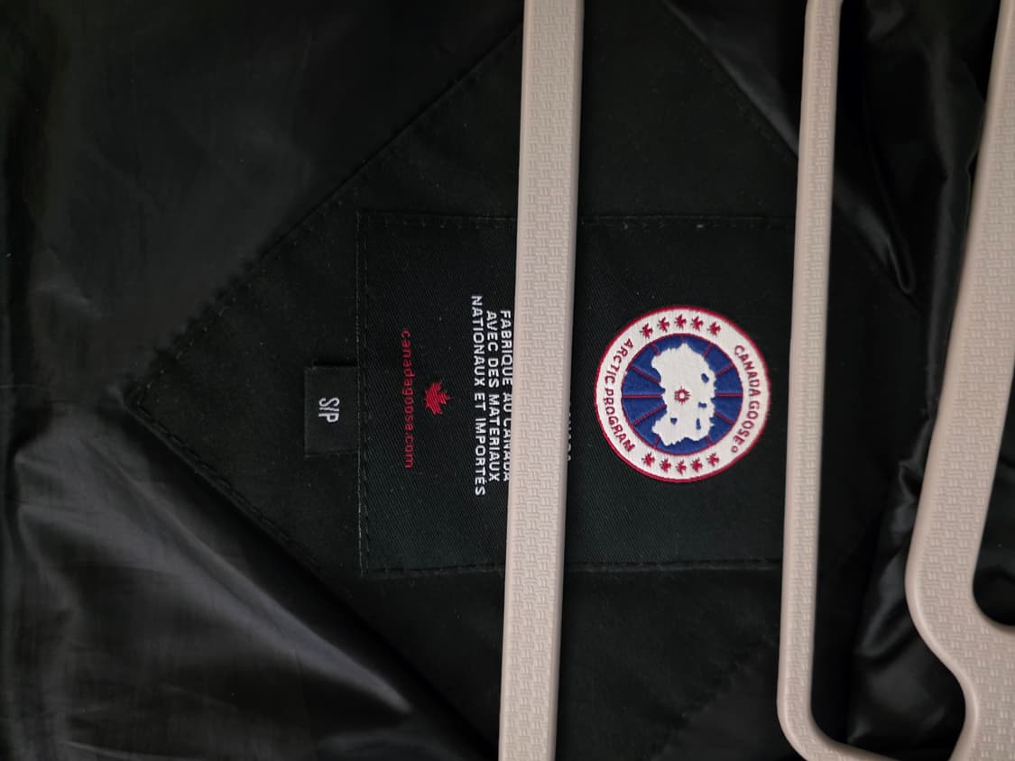 캐나다구스 패딩조끼 블랙라벨 S (44~55) 판/교환  상품이미지3