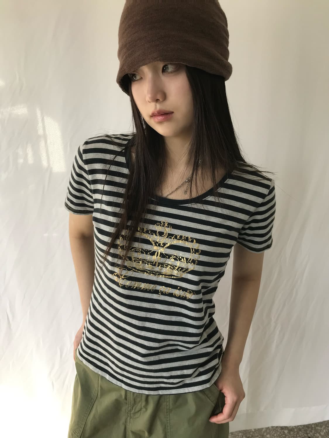 왕관 스트라이프 티셔츠  상품이미지1