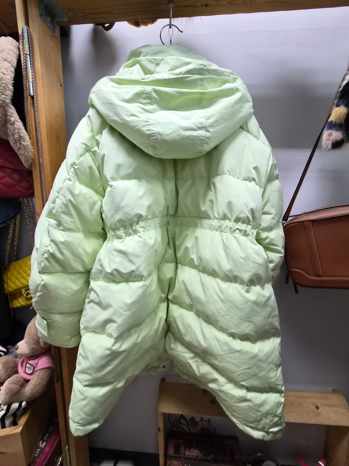 art is over 아트이즈오버 오버핏 라임푸퍼 패딩 상품이미지6