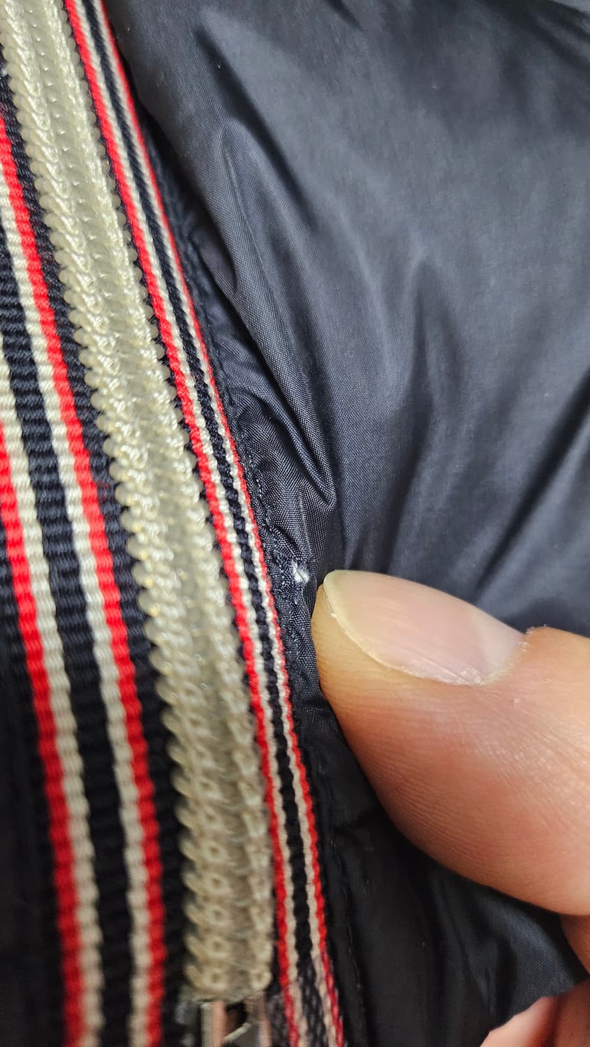 몽클레어 모레인 다운 패딩 점퍼 3호 상품이미지10