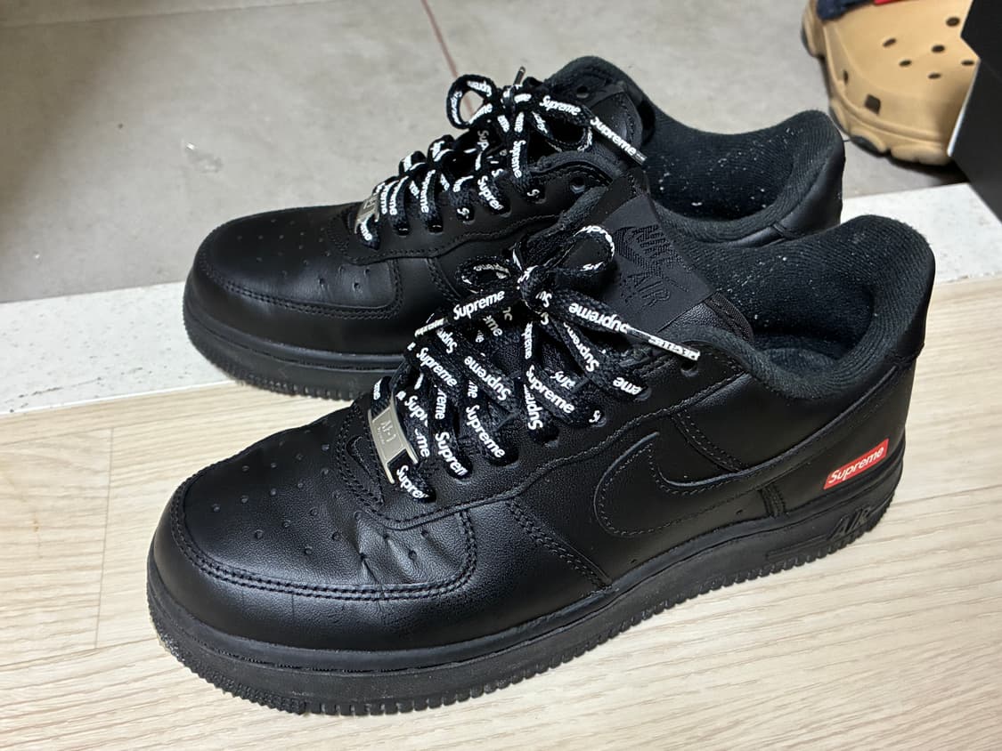 나이키 슈프림 에어포스 블랙 US4.5 (235) 상품이미지4