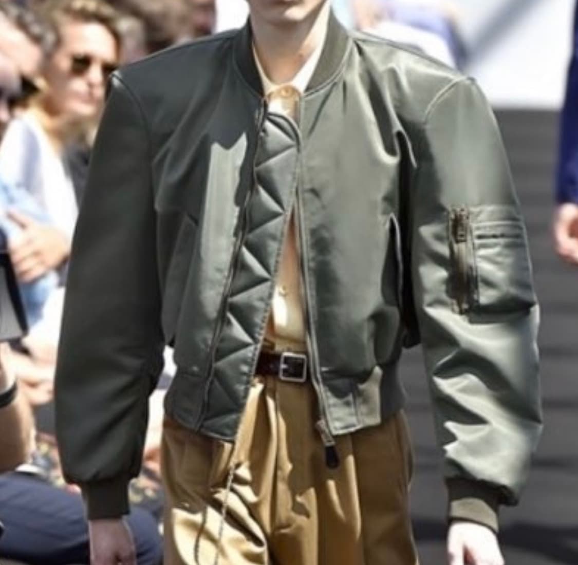 [ M ] 발렌시아가 크롭 봄버 카키 상품이미지1