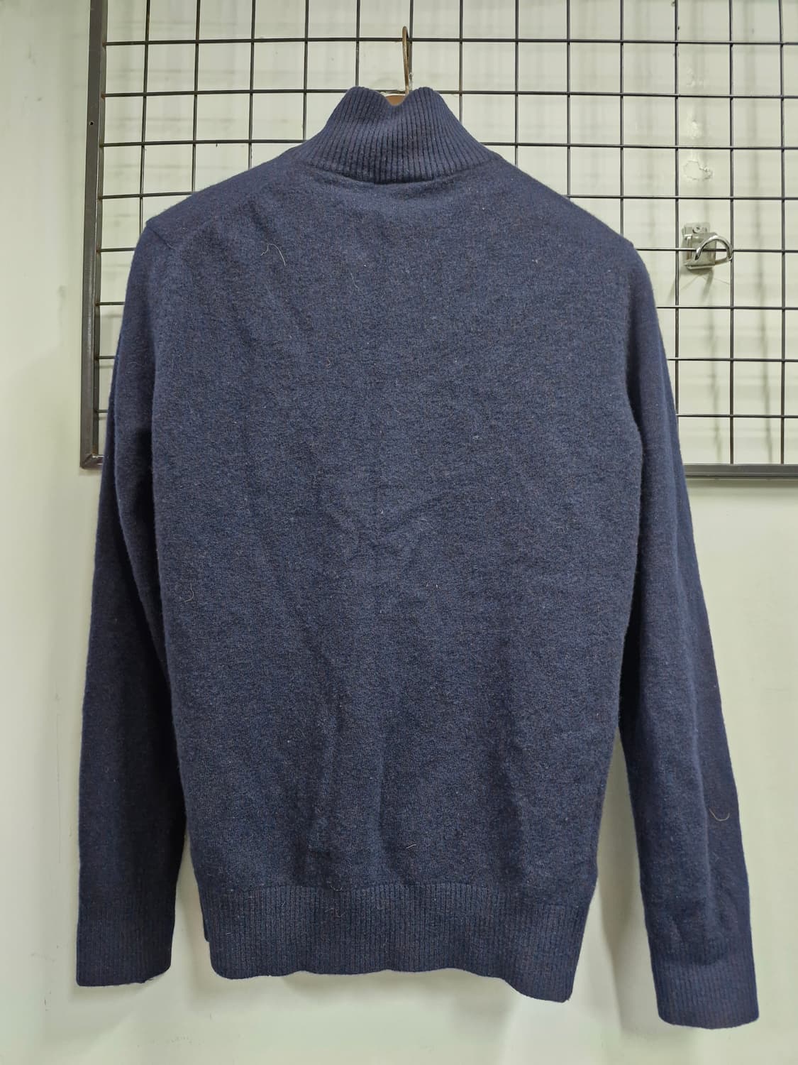 100L 라코스테 반집업 모 니트. 상품이미지6