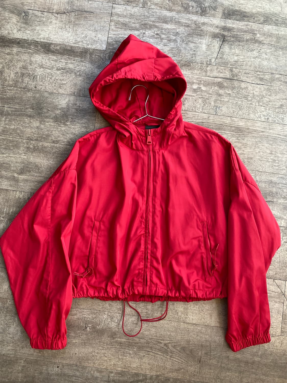 ZARA 레드 크롭 바람막이 상품이미지1