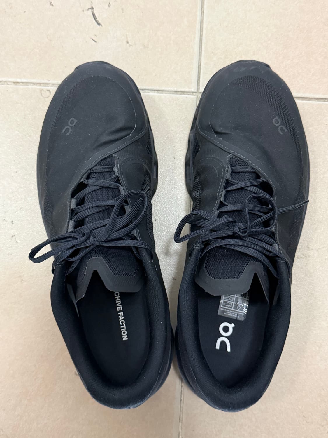 [300] 온러닝 파프 클라우드 몬스터 2 블랙 상품이미지2