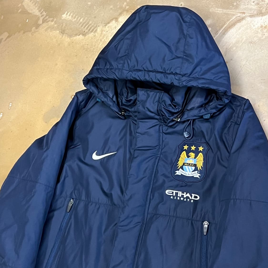 L 나이키 맨체스터시티 올드로고 패딩 상품이미지1