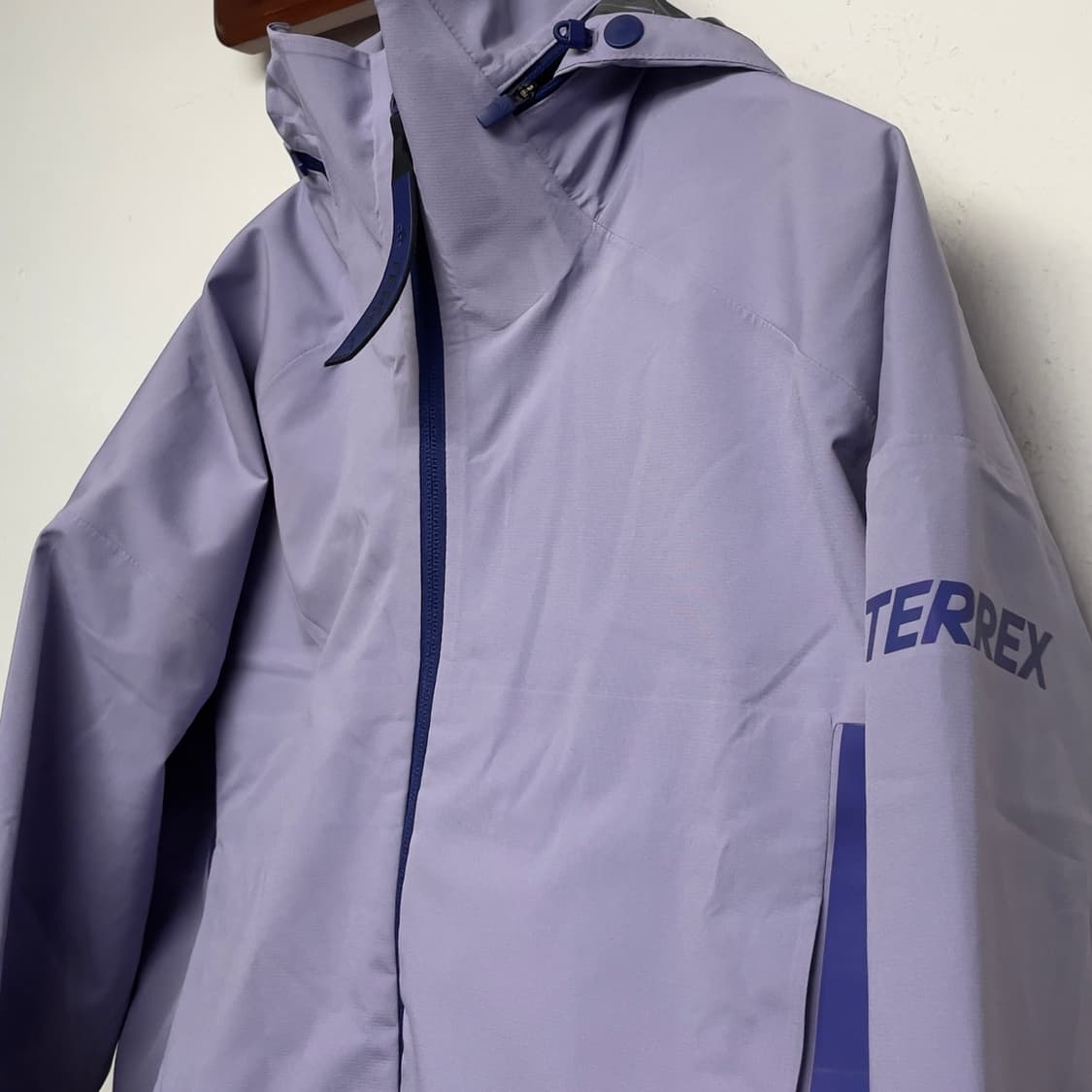 아디다스 (우먼) 마이 쉘터 테렉스 레인 자켓   상품이미지2