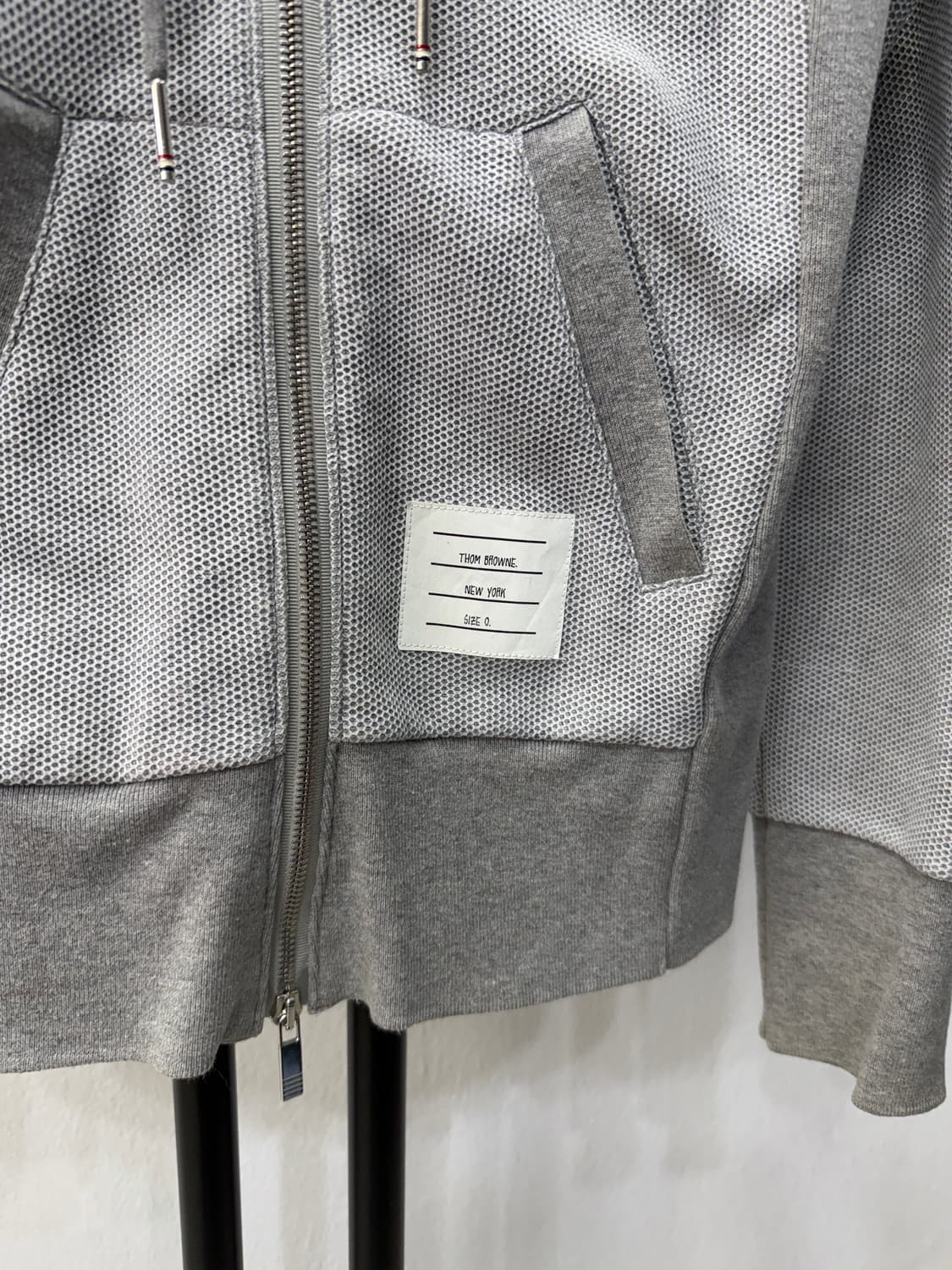 정품) 톰브라운 여성 그레이 후드 집업 0 상품이미지4