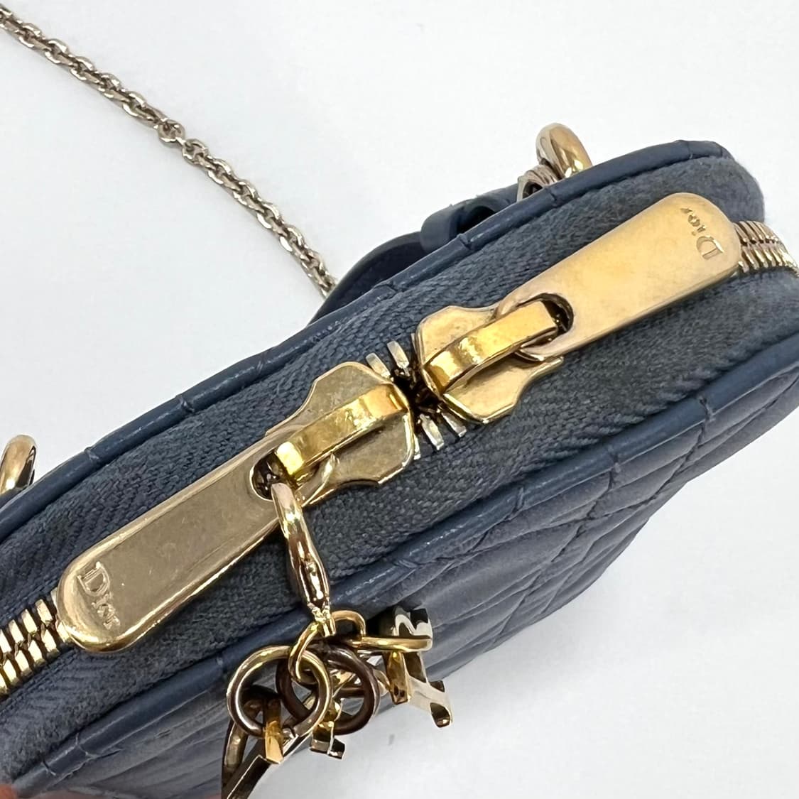 디올 까나쥬 레이디 폰 홀더백 크로스백 (S0872ONMJ) 상품이미지5