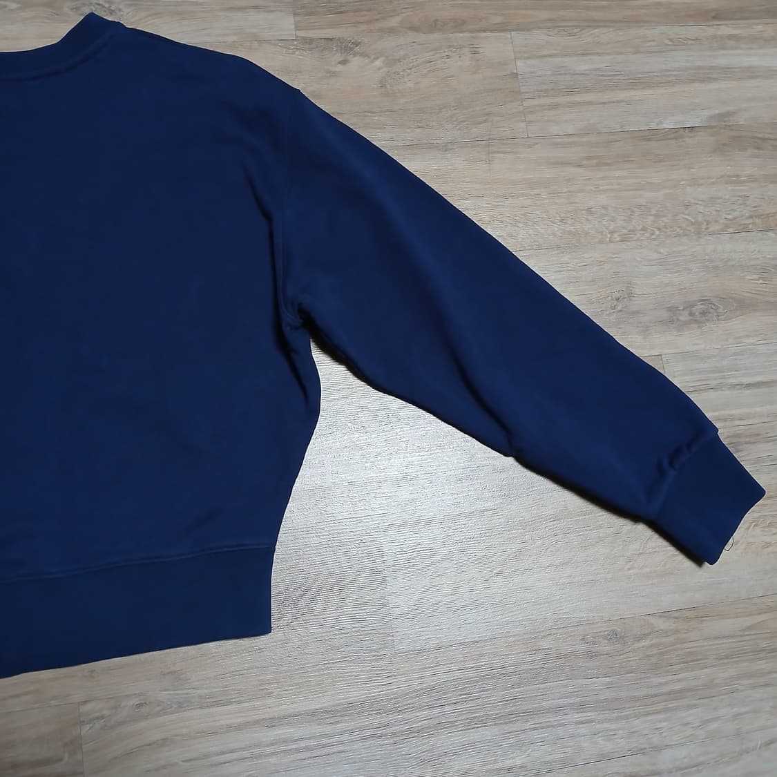 SOIR 쏘이르 크롭 우먼 맨투맨 쭈리 스웻셔츠 상품이미지8