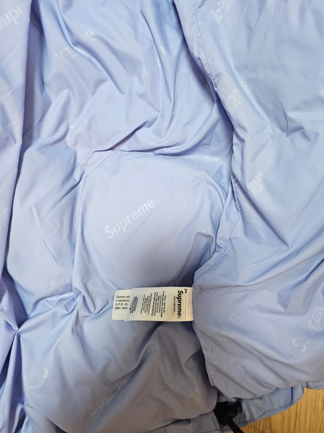 슈프림 GORE-TEX 700-Fill 다운 파카  L사이즈 상품이미지7