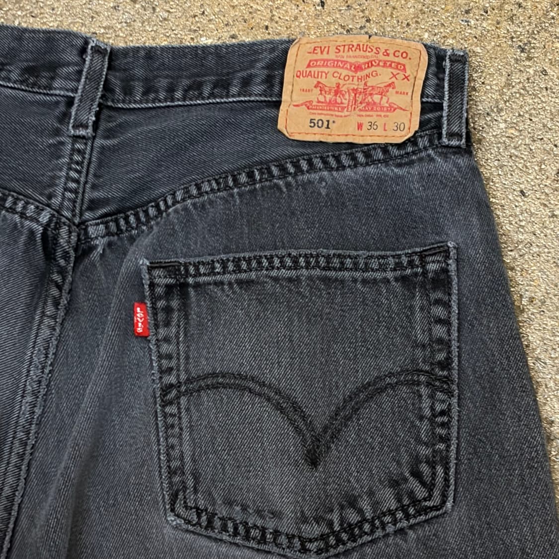 00s 미국 빈티지 리바이스 501 블랙진 찢청 청바지 상품이미지8